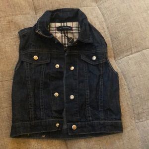 Burberry denim vest never worn
